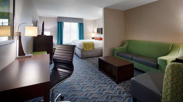 <b>Best Western Plus Hardeeville Inn Suites Suite</b>. Images powered by <a href="https://iceportal.shijigroup.com/" title="IcePortal" target="_blank">IcePortal</a>.