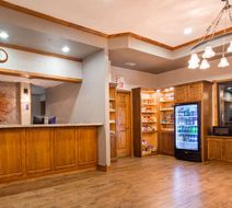 Best Western Buffalo Ridge Inn Lobby