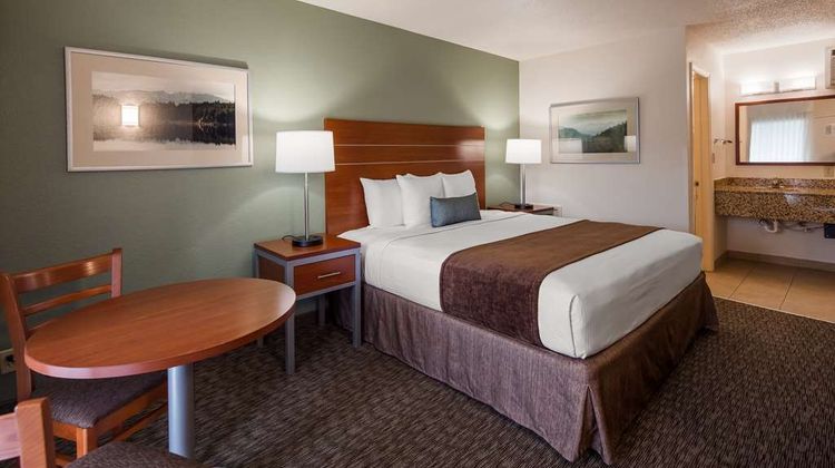 Best Western Buffalo Ridge Inn Room