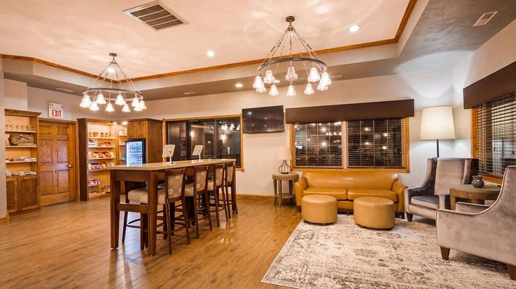 Best Western Buffalo Ridge Inn Lobby