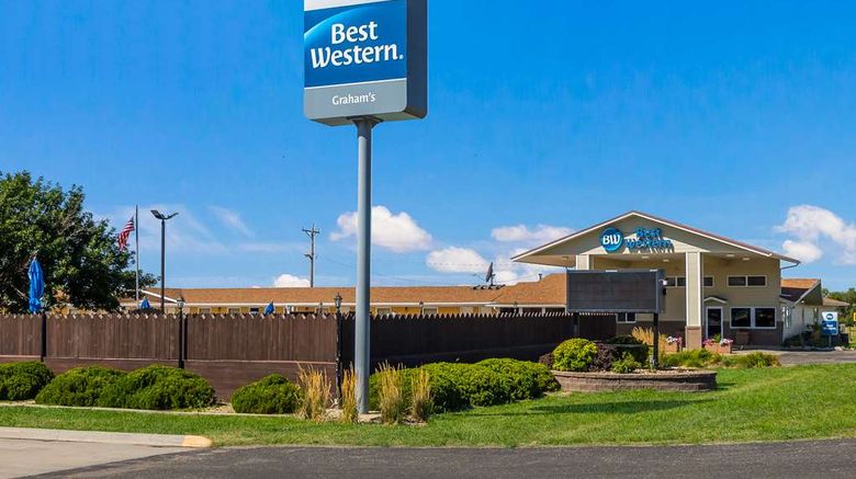 <b>Best Western Graham's Exterior</b>. Images powered by <a href="https://iceportal.shijigroup.com/" title="IcePortal" target="_blank">IcePortal</a>.