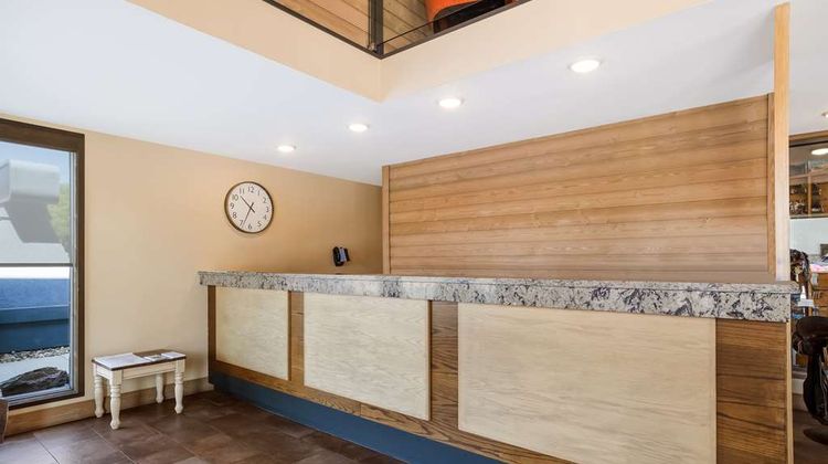 Best Western Plains Motel Lobby