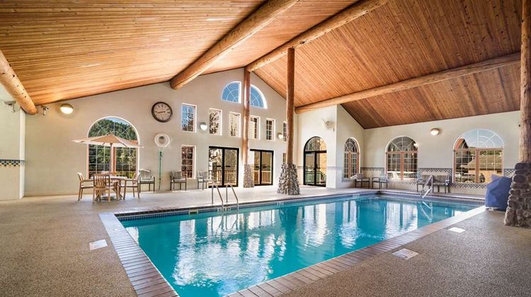 Best Western Golden Spike Inn & Suites Pool