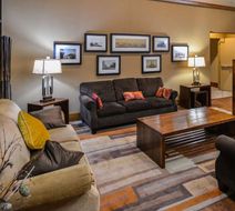 Best Western Kelly Inn Lobby