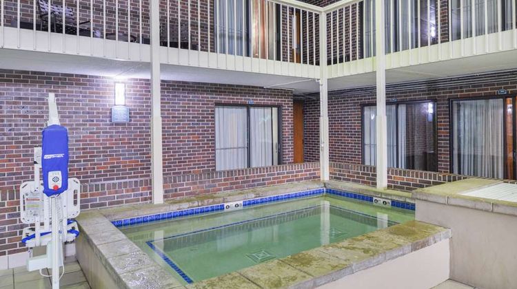 Best Western Kelly Inn Pool