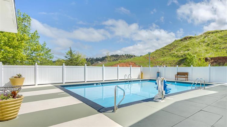 Best Western Black Hills Lodge Pool
