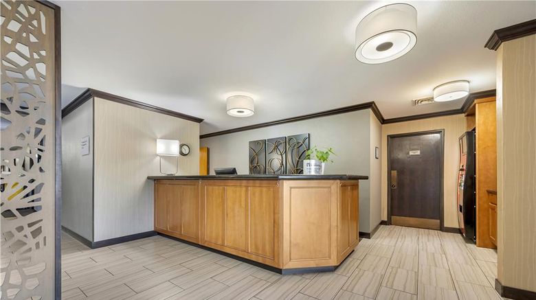<b>Best Western Black Hills Lodge Lobby</b>. Images powered by <a href="https://iceportal.shijigroup.com/" title="IcePortal" target="_blank">IcePortal</a>.