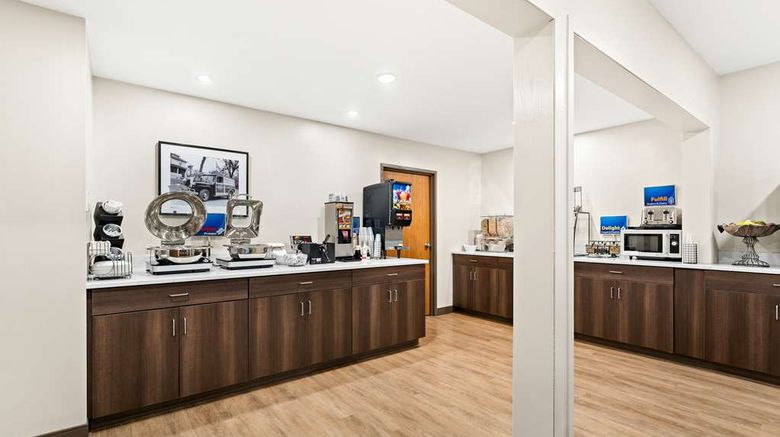 <b>Best Western Vermillion Inn Restaurant</b>. Images powered by <a href="https://iceportal.shijigroup.com/" title="IcePortal" target="_blank">IcePortal</a>.