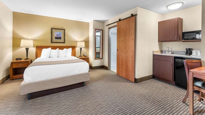 <b>Best Western Vermillion Inn Room</b>. Images powered by <a href="https://iceportal.shijigroup.com/" title="IcePortal" target="_blank">IcePortal</a>.