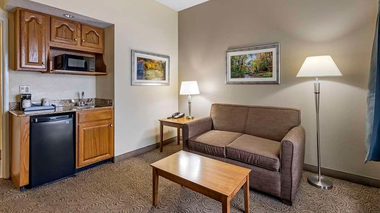 Best Western Thunderbird Motel Suite