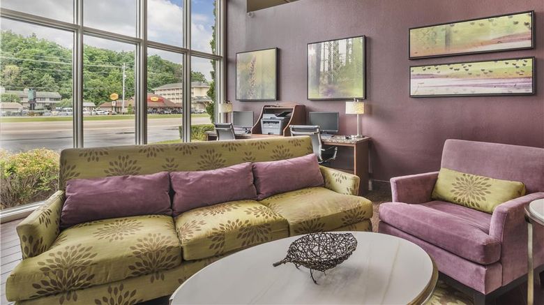 <b>Best Western Plaza Inn Lobby</b>. Images powered by <a href="https://iceportal.shijigroup.com/" title="IcePortal" target="_blank">IcePortal</a>.