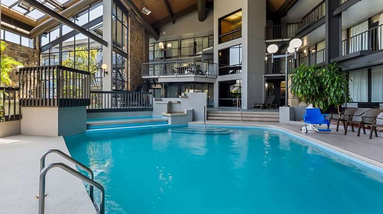 <b>Best Western Toni Inn Pool</b>. Images powered by <a href="https://iceportal.shijigroup.com/" title="IcePortal" target="_blank">IcePortal</a>.