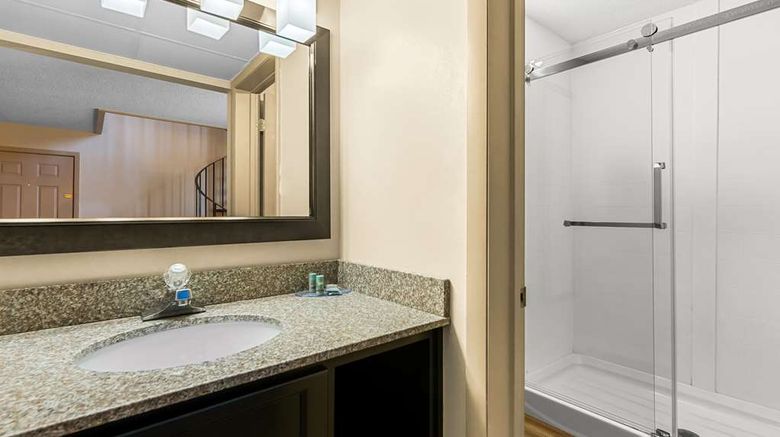 <b>Best Western Toni Inn Suite</b>. Images powered by <a href="https://iceportal.shijigroup.com/" title="IcePortal" target="_blank">IcePortal</a>.