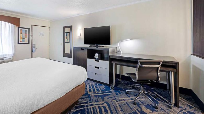 <b>Best Western Franklin Inn Room</b>. Images powered by <a href="https://iceportal.shijigroup.com/" title="IcePortal" target="_blank">IcePortal</a>.