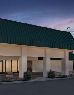 Best Western Newport Inn