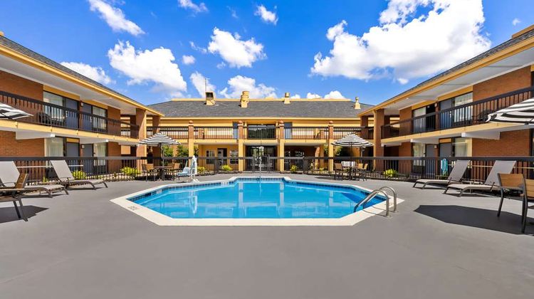 Best Western Fayetteville Inn Pool