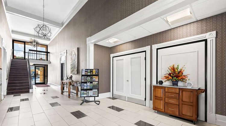 Best Western Fayetteville Inn Lobby