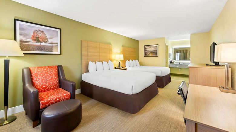 <b>Best Western Dayton Room</b>. Images powered by <a href="https://iceportal.shijigroup.com/" title="IcePortal" target="_blank">IcePortal</a>.