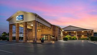 Best Western Shelbyville Inn and Suites