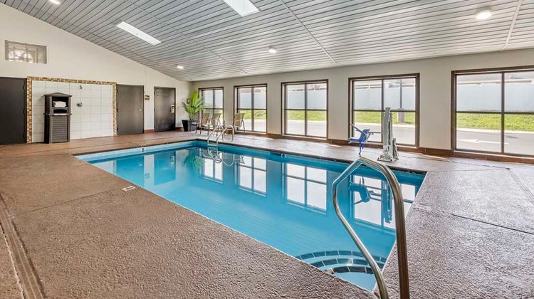 Best Western Shelbyville Inn and Suites Pool
