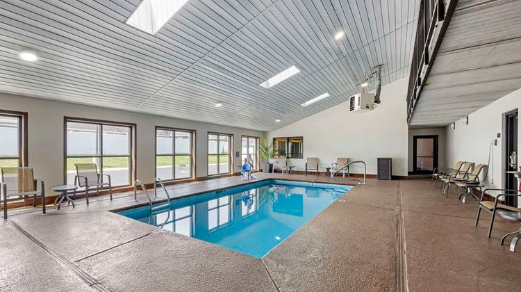 Best Western Shelbyville Inn and Suites Pool