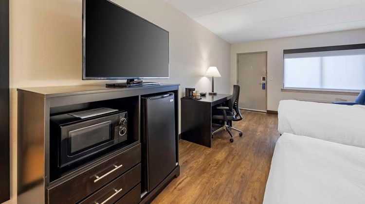 Best Western Shelbyville Inn and Suites Room