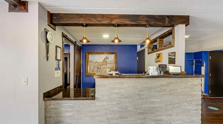 Best Western Shelbyville Inn and Suites Lobby
