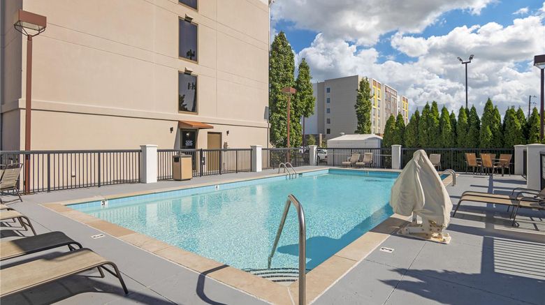 <b>Best Western Suites near Opryland Pool</b>. Images powered by <a href="https://iceportal.shijigroup.com/" title="IcePortal" target="_blank">IcePortal</a>.