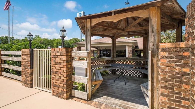 <b>Best Western Inn Exterior</b>. Images powered by <a href="https://iceportal.shijigroup.com/" title="IcePortal" target="_blank">IcePortal</a>.