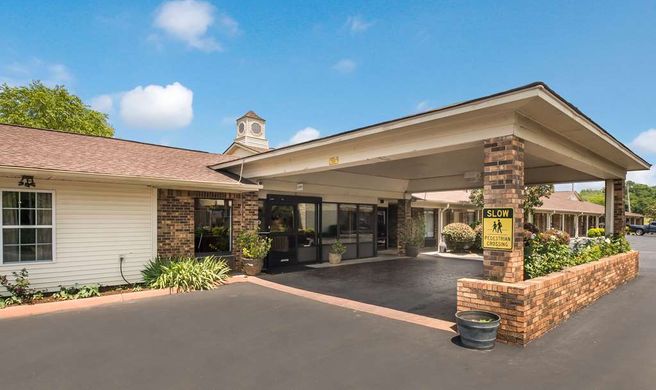 Best Western Inn Exterior