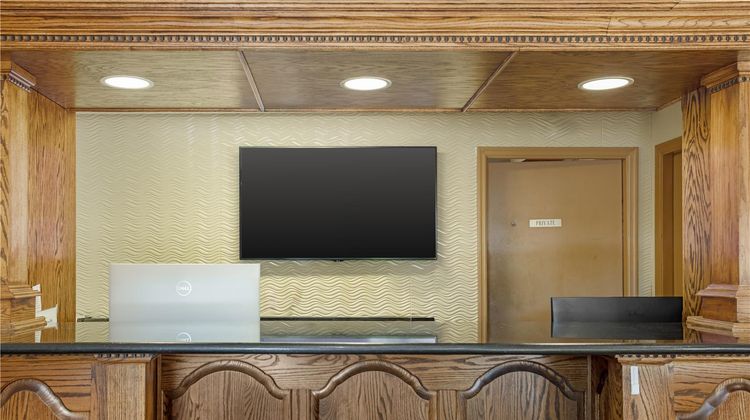 Best Western Inn Lobby