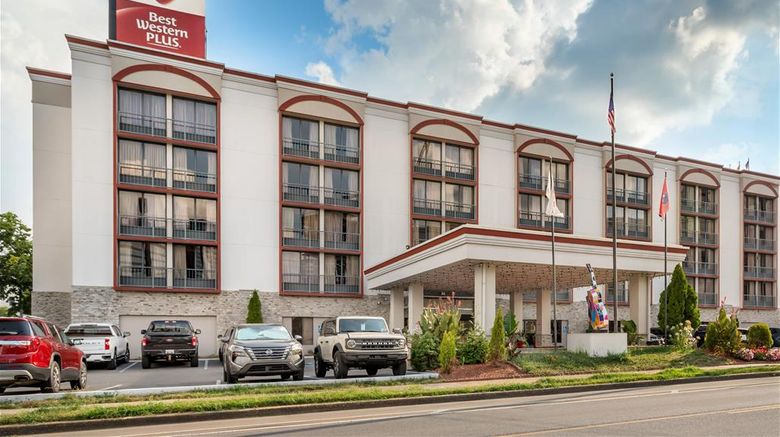 <b>Best Western Plus Music Row Exterior</b>. Images powered by <a href="https://iceportal.shijigroup.com/" title="IcePortal" target="_blank">IcePortal</a>.
