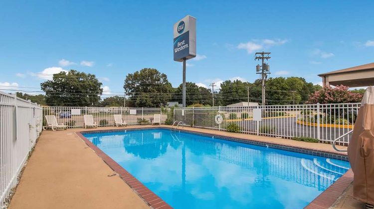 Best Western McKenzie Pool