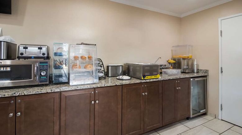 <b>Best Western McKenzie Restaurant</b>. Images powered by <a href="https://iceportal.shijigroup.com/" title="IcePortal" target="_blank">IcePortal</a>.