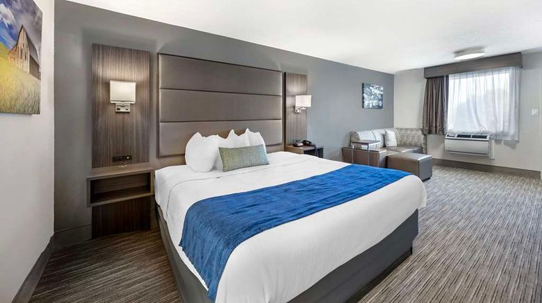 <b>Best Western Executive Inn Room</b>. Images powered by <a href="https://iceportal.shijigroup.com/" title="IcePortal" target="_blank">IcePortal</a>.
