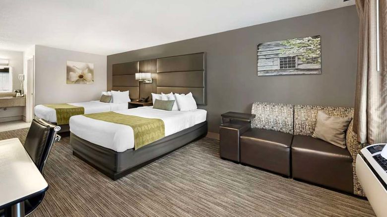 <b>Best Western Executive Inn Room</b>. Images powered by <a href="https://iceportal.shijigroup.com/" title="IcePortal" target="_blank">IcePortal</a>.