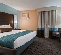 Best Western Plus Galleria Inn & Suites Room
