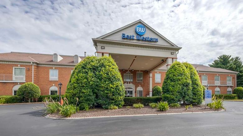 <b>Best Western Spring Hill Inn & Suites Exterior</b>. Images powered by <a href="https://iceportal.shijigroup.com/" title="IcePortal" target="_blank">IcePortal</a>.