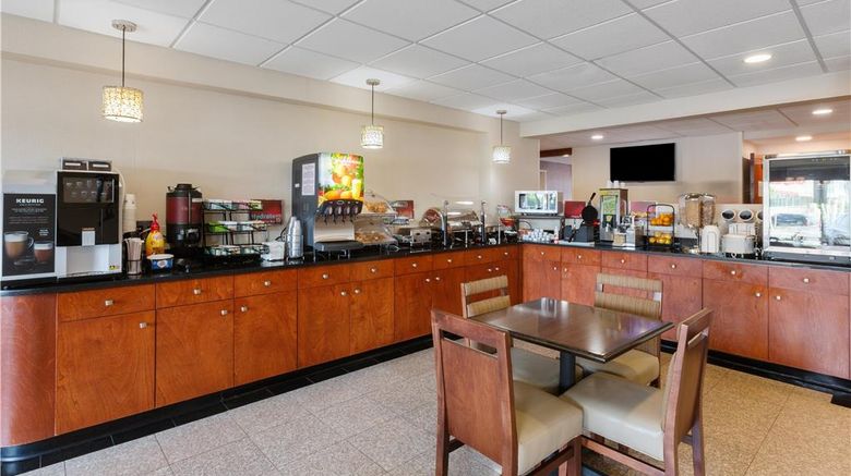 <b>Best Western Plus Belle Meade Inn & Suit Restaurant</b>. Images powered by <a href="https://iceportal.shijigroup.com/" title="IcePortal" target="_blank">IcePortal</a>.