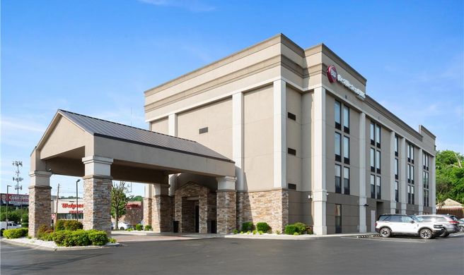 Best Western Plus Belle Meade Inn & Suit Exterior