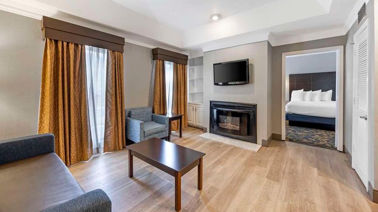 <b>Best Western Brentwood Suite</b>. Images powered by <a href="https://iceportal.shijigroup.com/" title="IcePortal" target="_blank">IcePortal</a>.