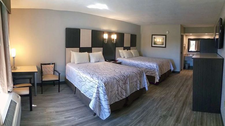 <b>Best Western Cades Cove Inn Room</b>. Images powered by <a href="https://iceportal.shijigroup.com/" title="IcePortal" target="_blank">IcePortal</a>.