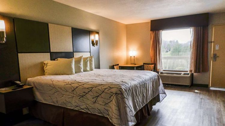Best Western Cades Cove Inn Room