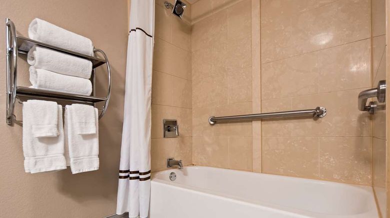 <b>Best Western Plus Sunrise Inn Room</b>. Images powered by <a href="https://iceportal.shijigroup.com/" title="IcePortal" target="_blank">IcePortal</a>.