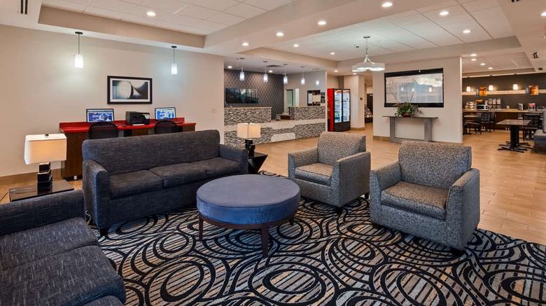 <b>Best Western Plus Sunrise Inn Lobby</b>. Images powered by <a href="https://iceportal.shijigroup.com/" title="IcePortal" target="_blank">IcePortal</a>.