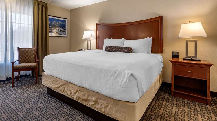 Best Western Swiss Clock Inn Room