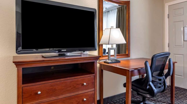<b>Best Western Swiss Clock Inn Room</b>. Images powered by <a href="https://iceportal.shijigroup.com/" title="IcePortal" target="_blank">IcePortal</a>.