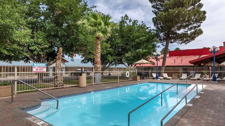 Best Western Swiss Clock Inn Pool