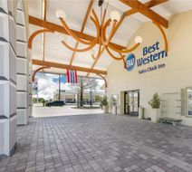 Best Western Swiss Clock Inn Exterior