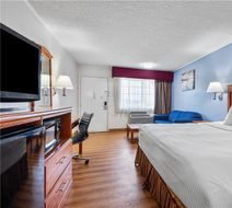 Best Western Palestine Inn Room